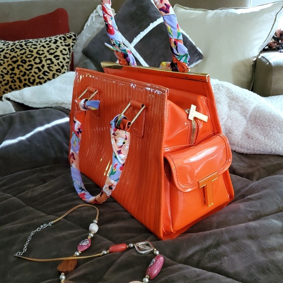 Ted Baker Handbags - 💯 Ted Baker Persimmon Boston Terrier Satchel